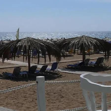 Aparthotel Nychterida *
